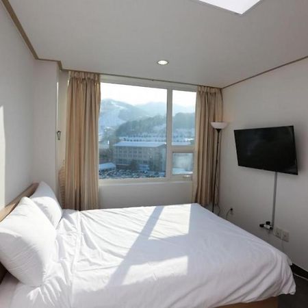 Pyeongchang The White View Buitenkant foto